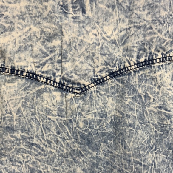 Denim Shirt - Lee Cooper Acid Wash Distressed Denim Shirt Size Large - Picture 12 of 12